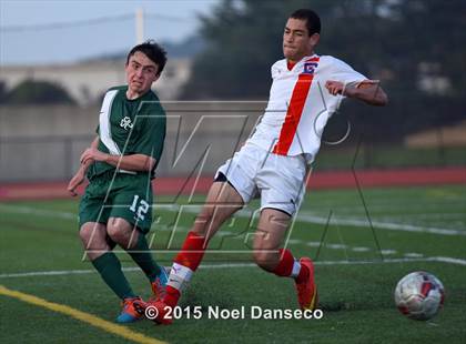 Thumbnail 1 in St. Ignatius vs. Sacred Heart Cathedral Prep photogallery.