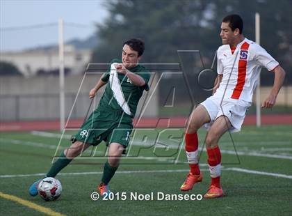 Thumbnail 3 in St. Ignatius vs. Sacred Heart Cathedral Prep photogallery.