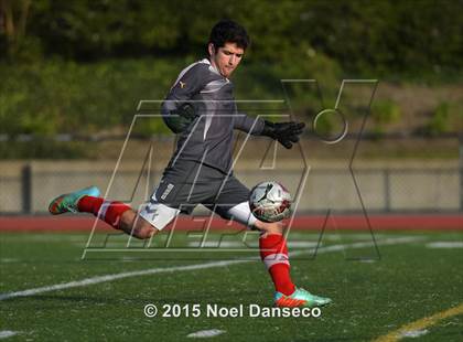 Thumbnail 3 in St. Ignatius vs. Sacred Heart Cathedral Prep photogallery.