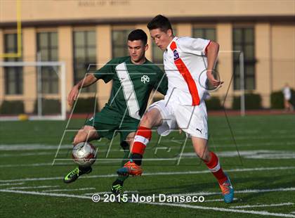 Thumbnail 1 in St. Ignatius vs. Sacred Heart Cathedral Prep photogallery.
