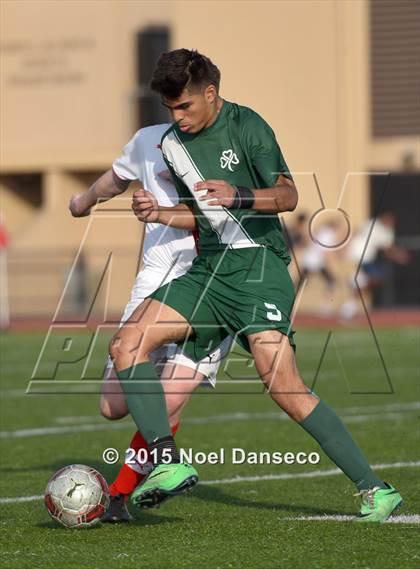 Thumbnail 3 in St. Ignatius vs. Sacred Heart Cathedral Prep photogallery.