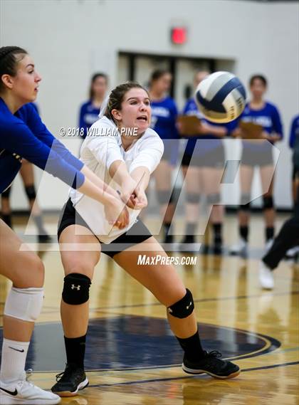 Thumbnail 2 in Cornwall Central vs. Wallkill (Section 9 Class A Final) photogallery.