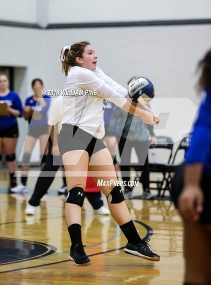 Thumbnail 3 in Cornwall Central vs. Wallkill (Section 9 Class A Final) photogallery.