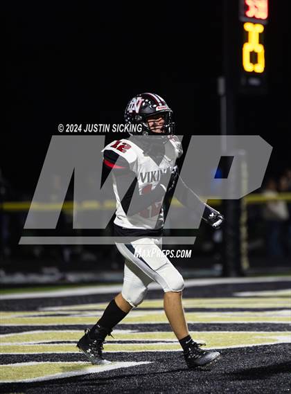 Thumbnail 3 in Lebanon vs. Huntington North (IHSAA 4A Section 20 Finals) photogallery.