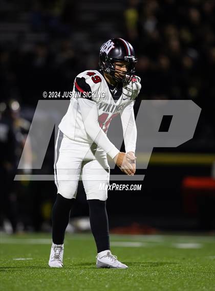 Thumbnail 3 in Lebanon vs. Huntington North (IHSAA 4A Section 20 Finals) photogallery.