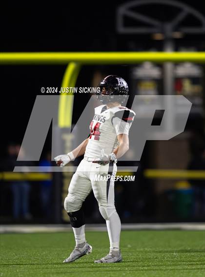 Thumbnail 3 in Lebanon vs. Huntington North (IHSAA 4A Section 20 Finals) photogallery.