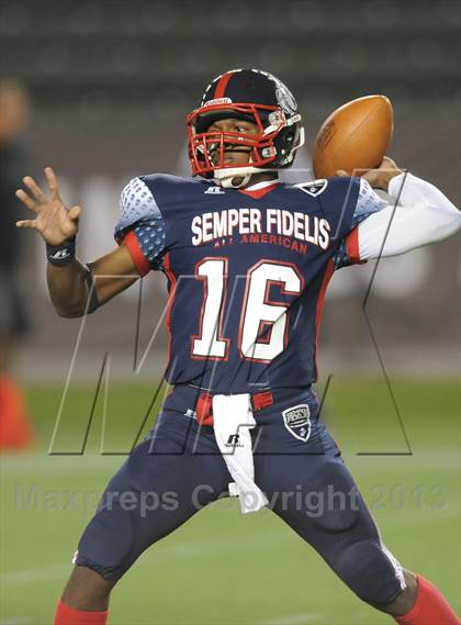 Thumbnail 3 in Semper Fidelis All-American Bowl photogallery.