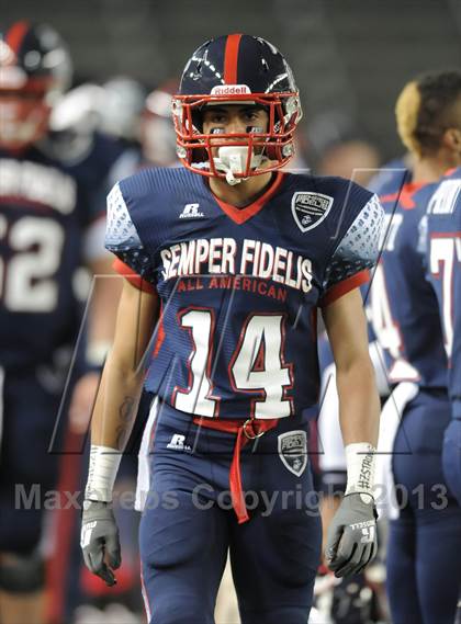 Thumbnail 3 in Semper Fidelis All-American Bowl photogallery.