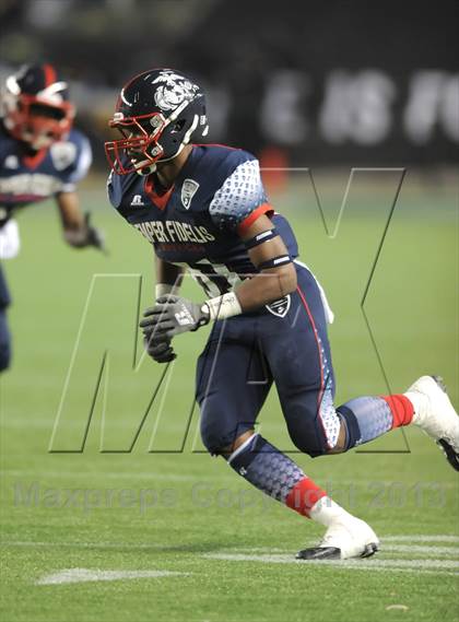 Thumbnail 1 in Semper Fidelis All-American Bowl photogallery.
