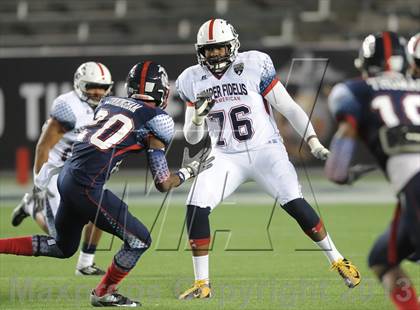 Thumbnail 2 in Semper Fidelis All-American Bowl photogallery.