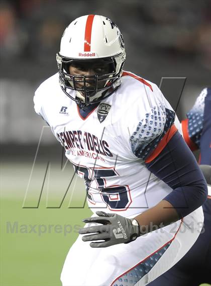 Thumbnail 1 in Semper Fidelis All-American Bowl photogallery.