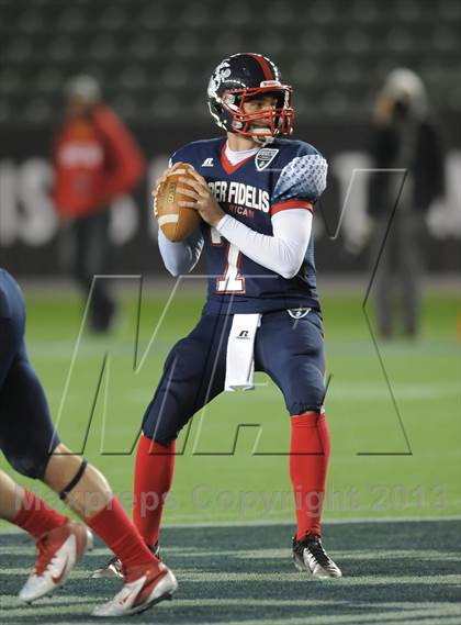 Thumbnail 3 in Semper Fidelis All-American Bowl photogallery.