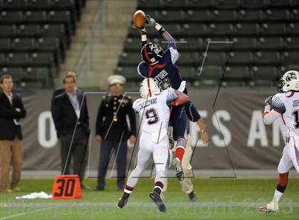 Thumbnail 2 in Semper Fidelis All-American Bowl photogallery.