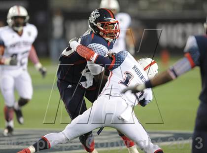 Thumbnail 2 in Semper Fidelis All-American Bowl photogallery.