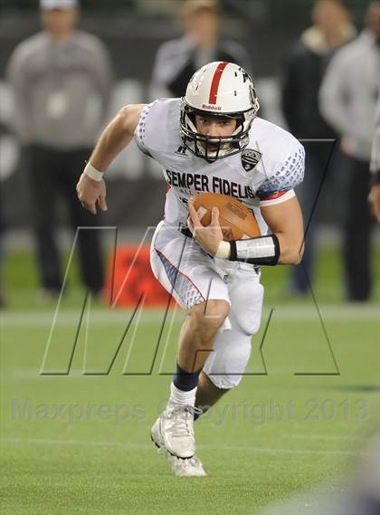 Thumbnail 3 in Semper Fidelis All-American Bowl photogallery.