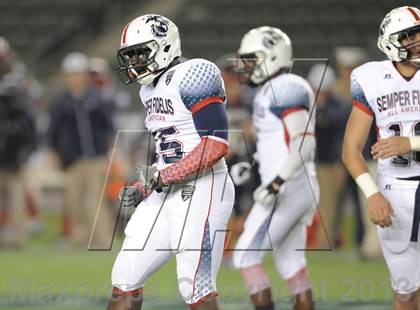 Thumbnail 2 in Semper Fidelis All-American Bowl photogallery.
