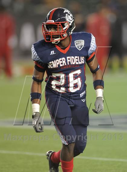Thumbnail 3 in Semper Fidelis All-American Bowl photogallery.