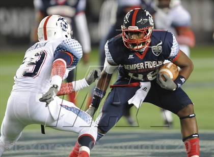 Thumbnail 1 in Semper Fidelis All-American Bowl photogallery.