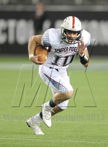 Thumbnail 1 in Semper Fidelis All-American Bowl photogallery.