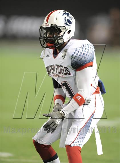 Thumbnail 1 in Semper Fidelis All-American Bowl photogallery.