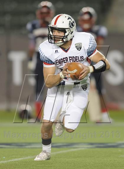 Thumbnail 3 in Semper Fidelis All-American Bowl photogallery.