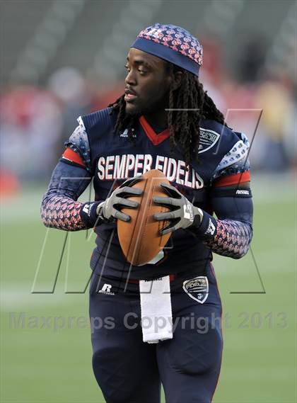 Thumbnail 1 in Semper Fidelis All-American Bowl photogallery.