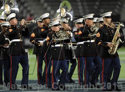 Thumbnail 1 in Semper Fidelis All-American Bowl photogallery.