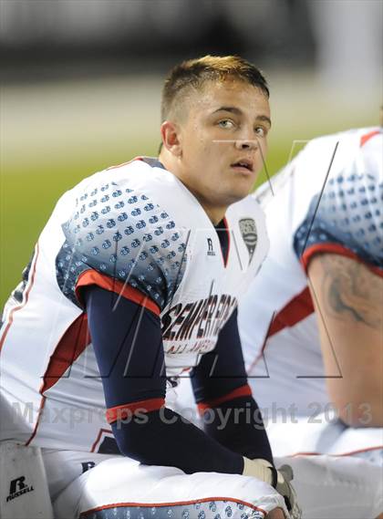 Thumbnail 1 in Semper Fidelis All-American Bowl photogallery.