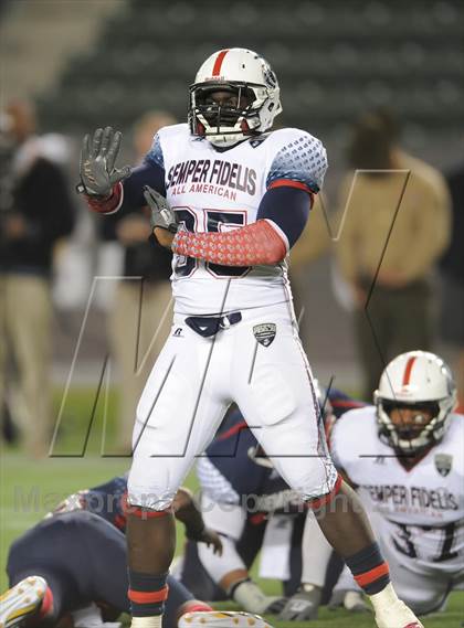 Thumbnail 3 in Semper Fidelis All-American Bowl photogallery.
