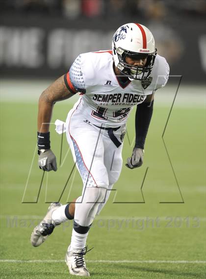 Thumbnail 1 in Semper Fidelis All-American Bowl photogallery.