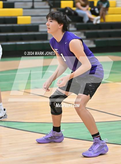 Thumbnail 3 in Peoria vs. Northwest Christian photogallery.