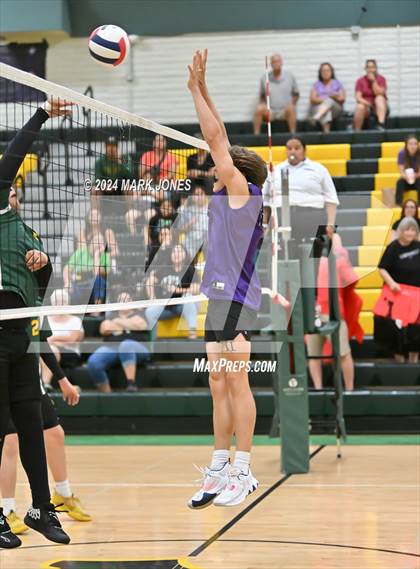 Thumbnail 3 in Peoria vs. Northwest Christian photogallery.