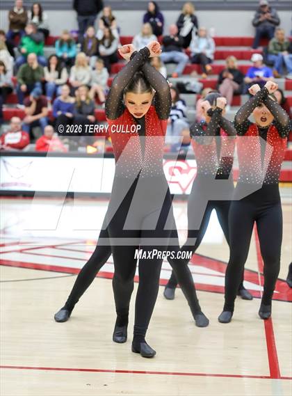 Thumbnail 2 in Cedar Valley Drill photogallery.