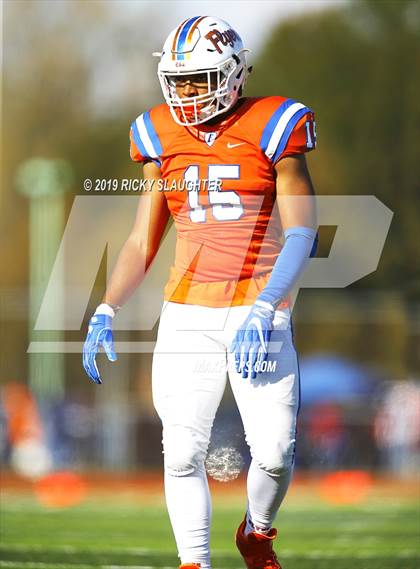 Thumbnail 1 in Morgan Park @ East St. Louis (IHSA 6A 1st Round) photogallery.