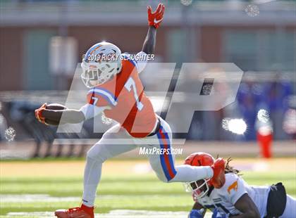 Thumbnail 1 in Morgan Park @ East St. Louis (IHSA 6A 1st Round) photogallery.