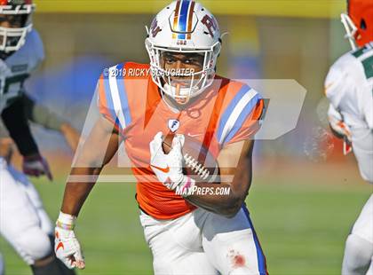 Thumbnail 3 in Morgan Park @ East St. Louis (IHSA 6A 1st Round) photogallery.