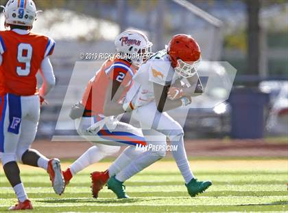 Thumbnail 2 in Morgan Park @ East St. Louis (IHSA 6A 1st Round) photogallery.