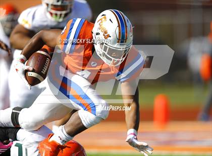 Thumbnail 3 in Morgan Park @ East St. Louis (IHSA 6A 1st Round) photogallery.