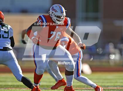 Thumbnail 1 in Morgan Park @ East St. Louis (IHSA 6A 1st Round) photogallery.