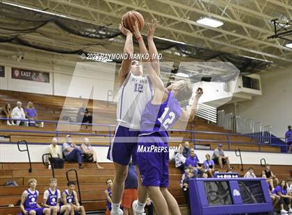 Thumbnail 3 in Centerville vs Union City (Jon Detweiler Shoot Out)  photogallery.