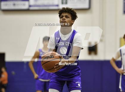 Thumbnail 1 in Centerville vs Union City (Jon Detweiler Shoot Out)  photogallery.