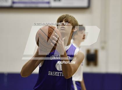 Thumbnail 1 in Centerville vs Union City (Jon Detweiler Shoot Out)  photogallery.