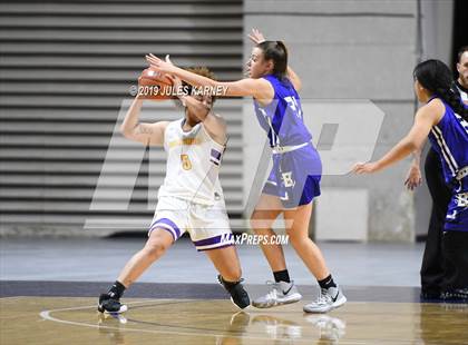 Thumbnail 2 in Bingham vs. South Shore (Tarkanian Classic) photogallery.