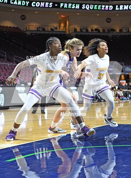 Thumbnail 2 in Bingham vs. South Shore (Tarkanian Classic) photogallery.