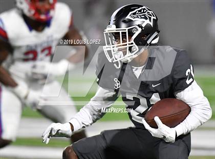 Thumbnail 2 in DeMatha @ St. John Bosco photogallery.