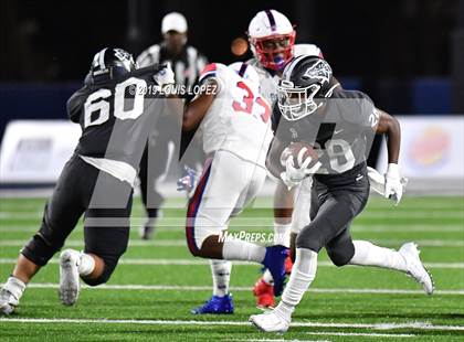 Thumbnail 2 in DeMatha @ St. John Bosco photogallery.
