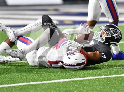 Thumbnail 1 in DeMatha @ St. John Bosco photogallery.