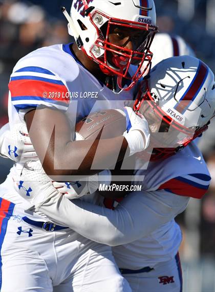 Thumbnail 3 in DeMatha @ St. John Bosco photogallery.