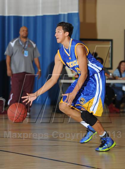 Thumbnail 2 in Benicia vs. Granite Hills (MaxPreps Holiday Classic) photogallery.