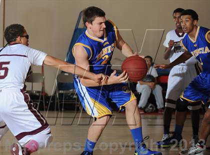 Thumbnail 3 in Benicia vs. Granite Hills (MaxPreps Holiday Classic) photogallery.
